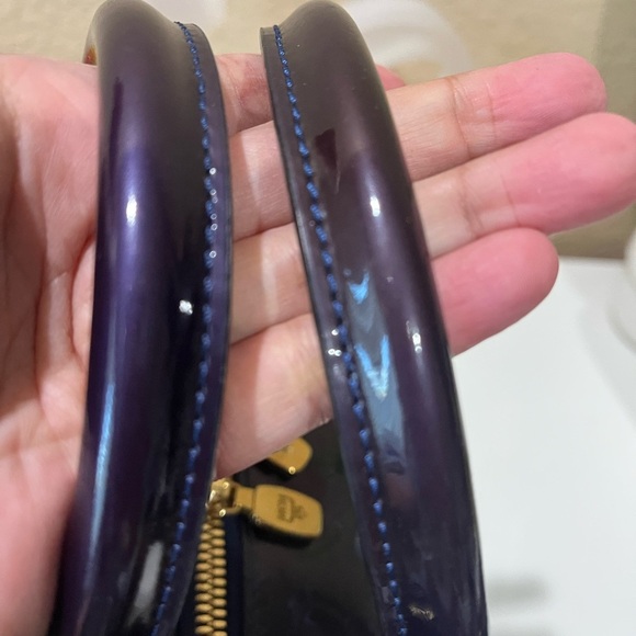 MCM PATENT ENAMEL MONOGRAM BAG WITH POUCH - Picture 7 of 16